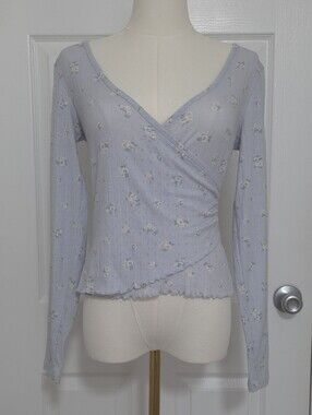♡ Blue Floral Wrap Top ♡